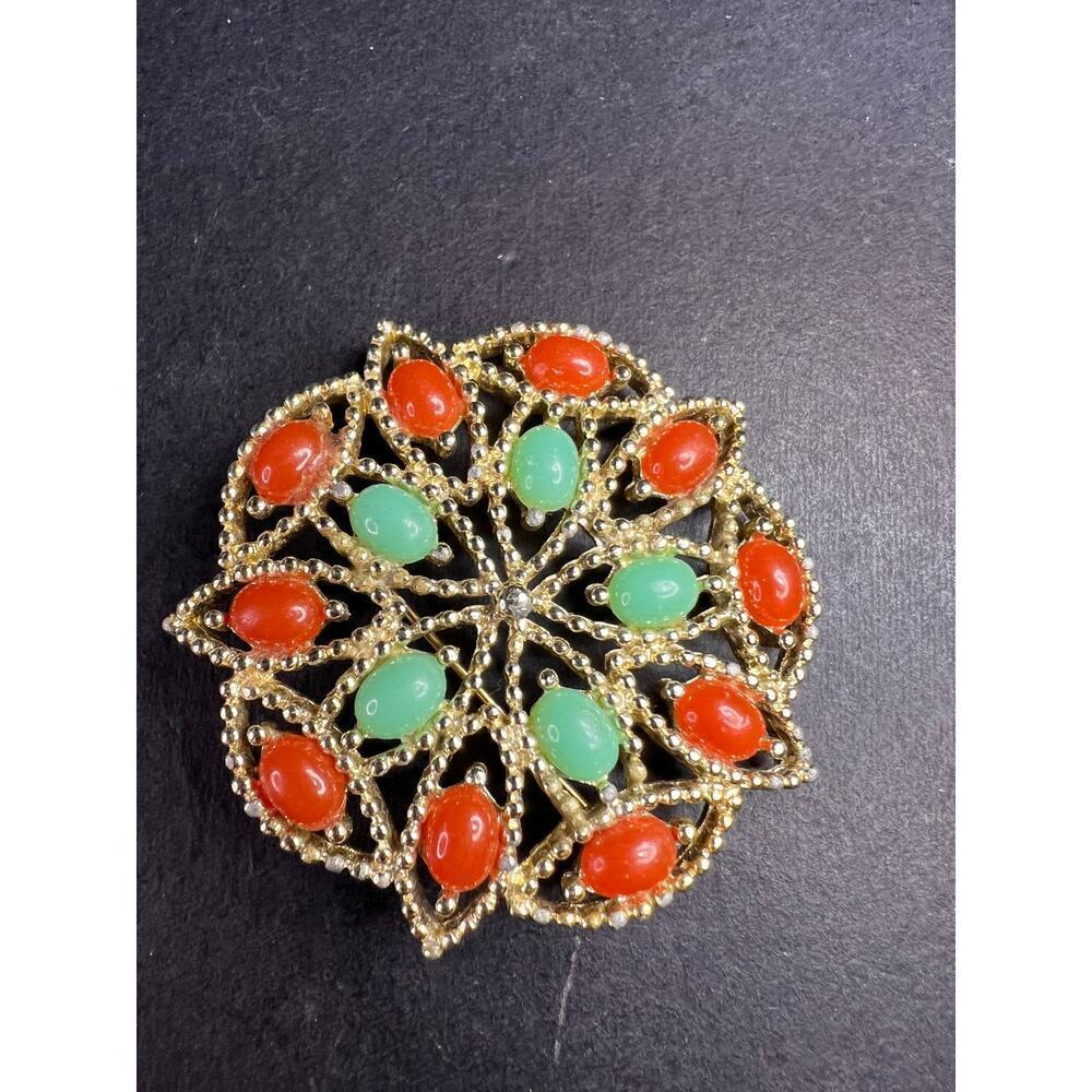 VTG Sarah Coventry Acapulco Red Green Sim Turquoise & Coral Brooch Pin